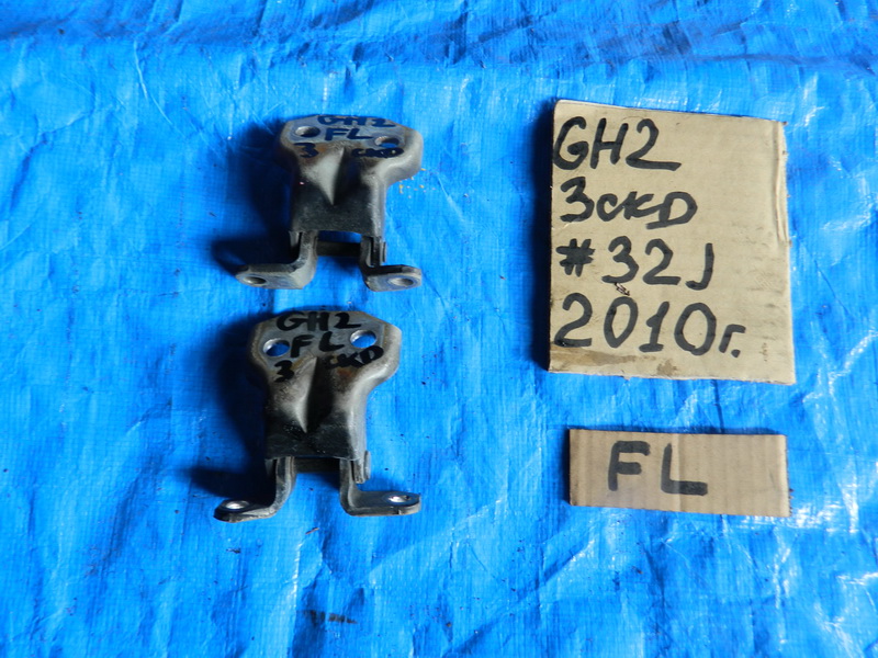 Петля двери Subaru Impreza GH2