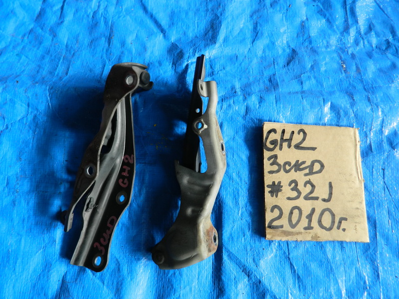 Петля капота Subaru Impreza GH2