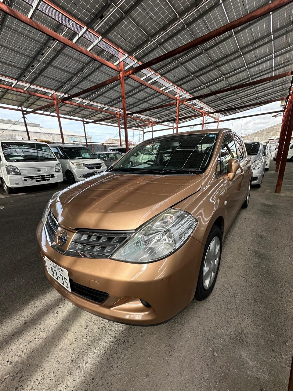 Nissan Tiida C11