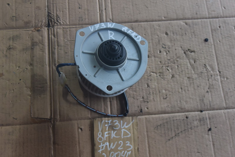 Моторчик печки Mitsubishi Pajero