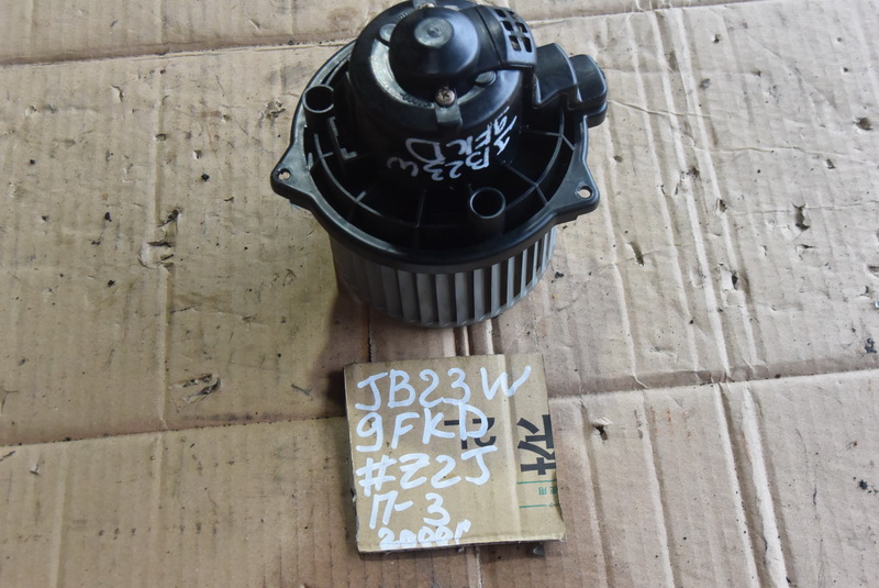 Моторчик печки Suzuki Jimny