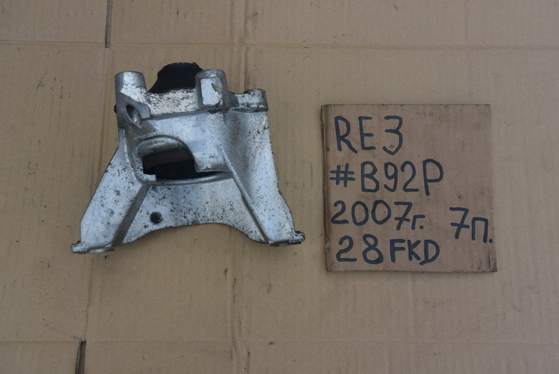 Подушка двигателя Honda CR-V