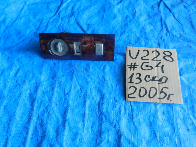 Переключатель фар Lincoln Navigator