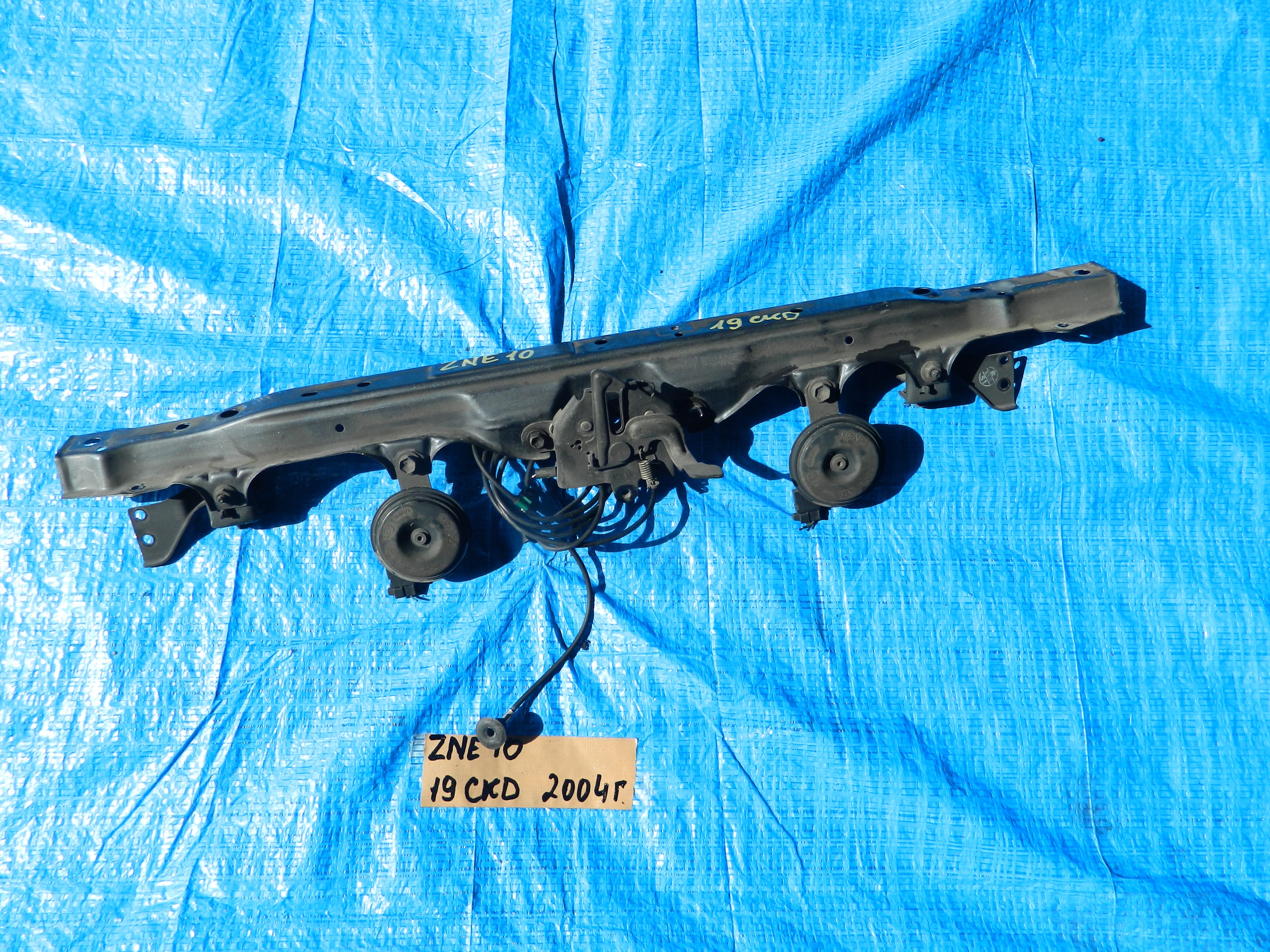 Планка телевизора Toyota Wish