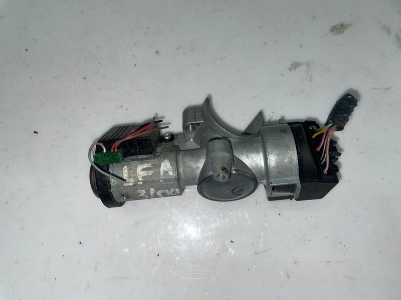 Замок зажигания Ford Escape LFA