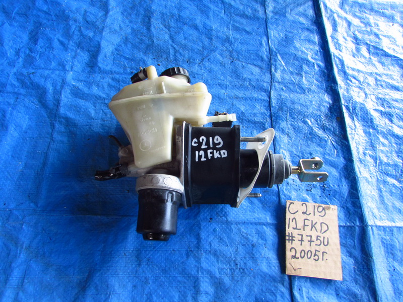 Главный тормозной цилиндр Mercedes-benz Cls-class