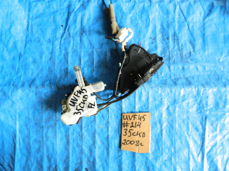 Замок двери Lexus Ls600h UVF45