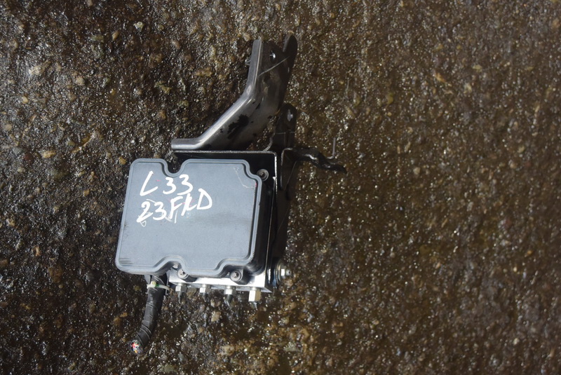 Блок АБС Nissan Teana L33