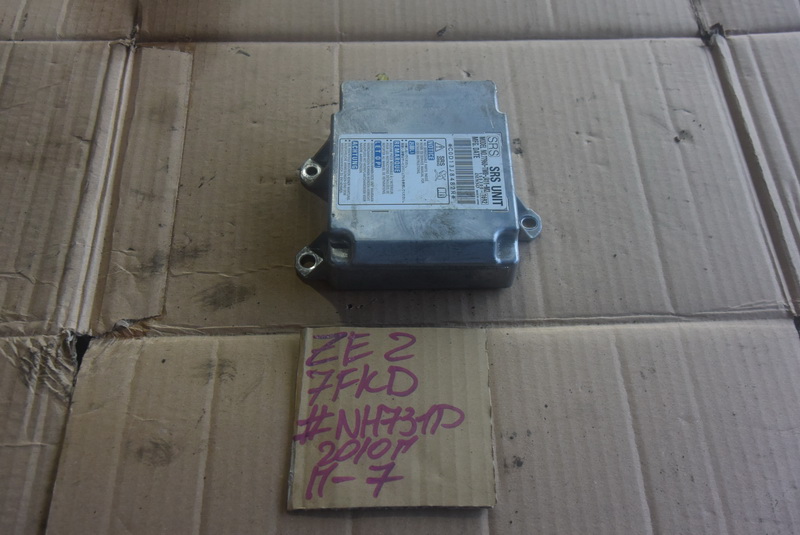Блок SRS Honda Insight ZE2