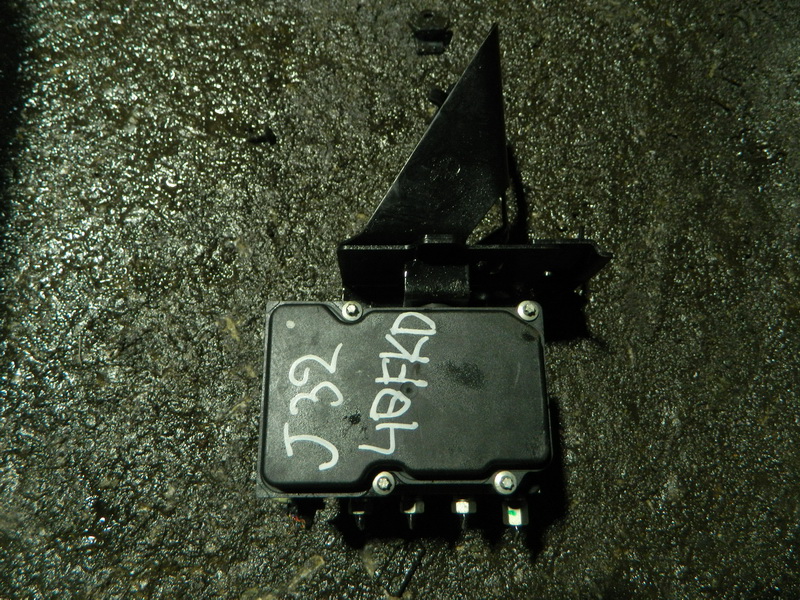 Блок АБС Nissan Teana