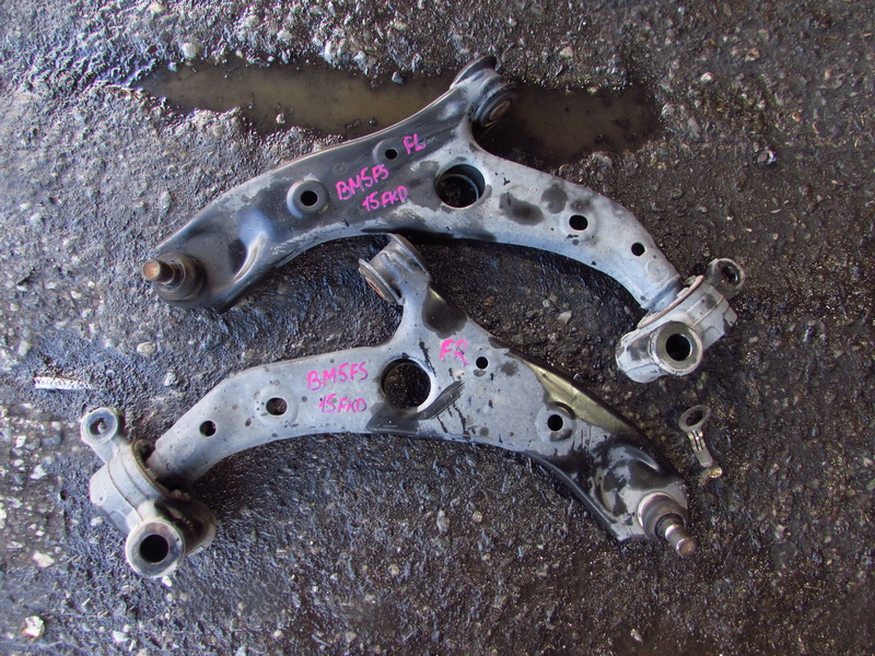 Рычаг Mazda Axela BM5FS