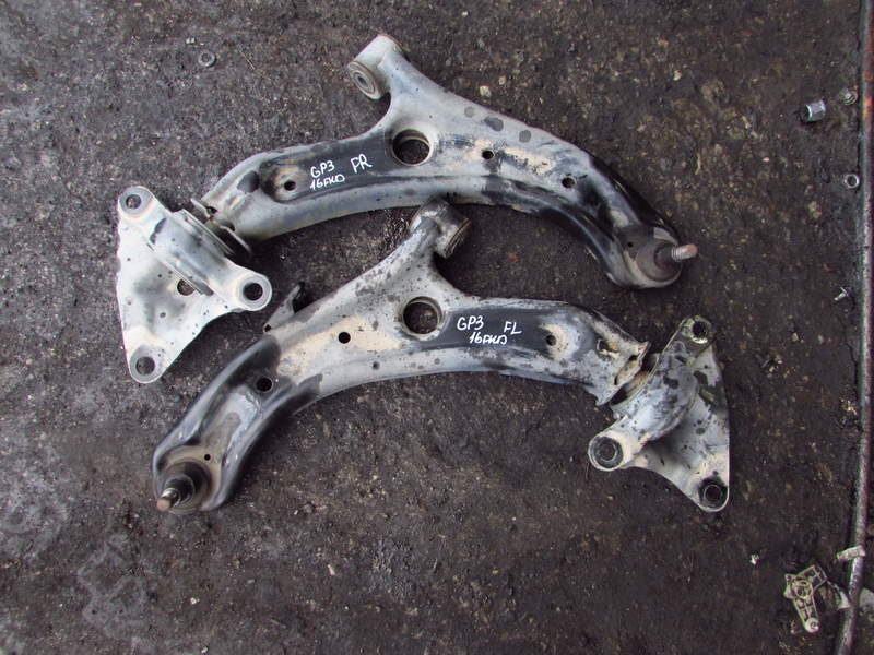 Рычаг Honda Freed