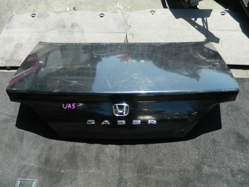 Крышка багажника Honda Saber UA4