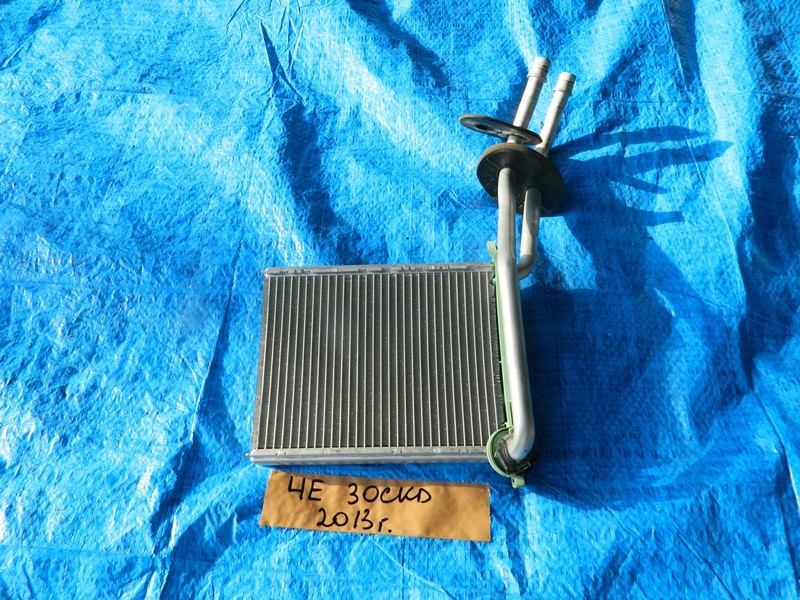 Радиатор печки Peugeot 308 4E