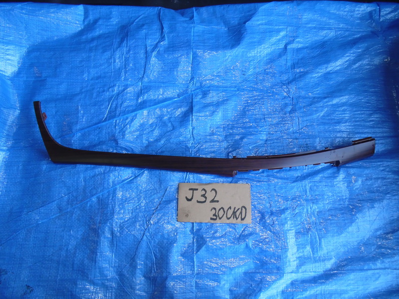 Пластик салона Nissan Teana