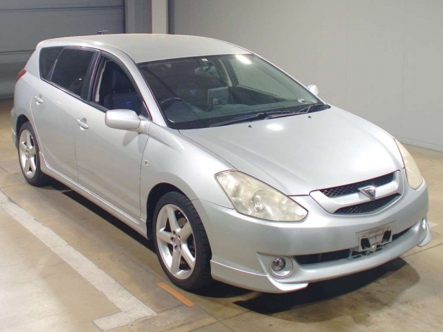 Toyota Caldina AZT241