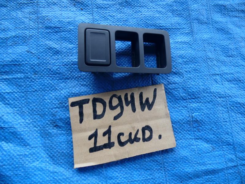 Кнопка Suzuki Escudo TD94W