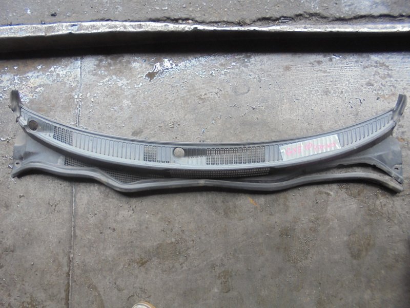 Решетка под лобовое стекло Toyota Altezza