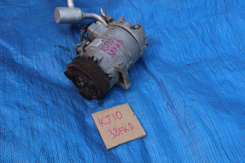 Компрессор кондиционера Nissan Dualis KJ10