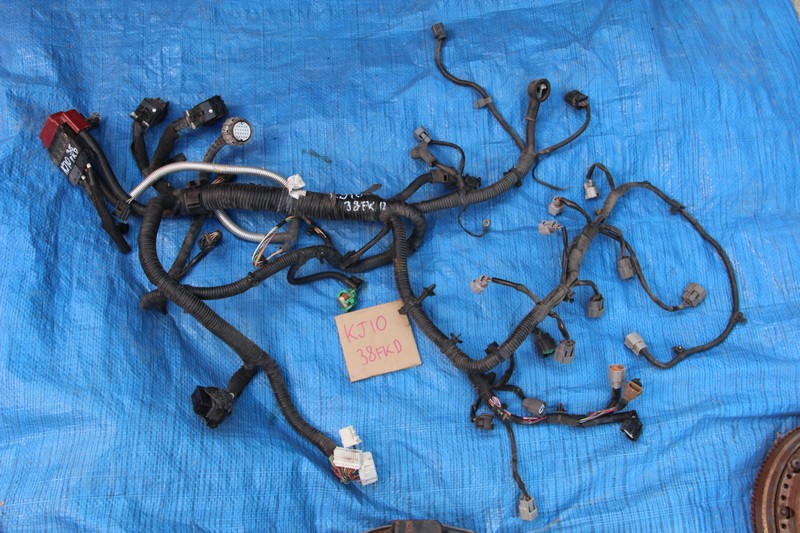 Проводка двигателя Nissan Dualis KJ10