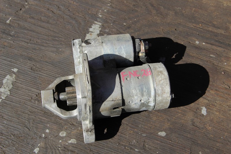 Стартер Nissan Serena HFC26