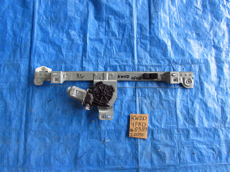 Стеклоподъемник Renaut Kangoo KW0D