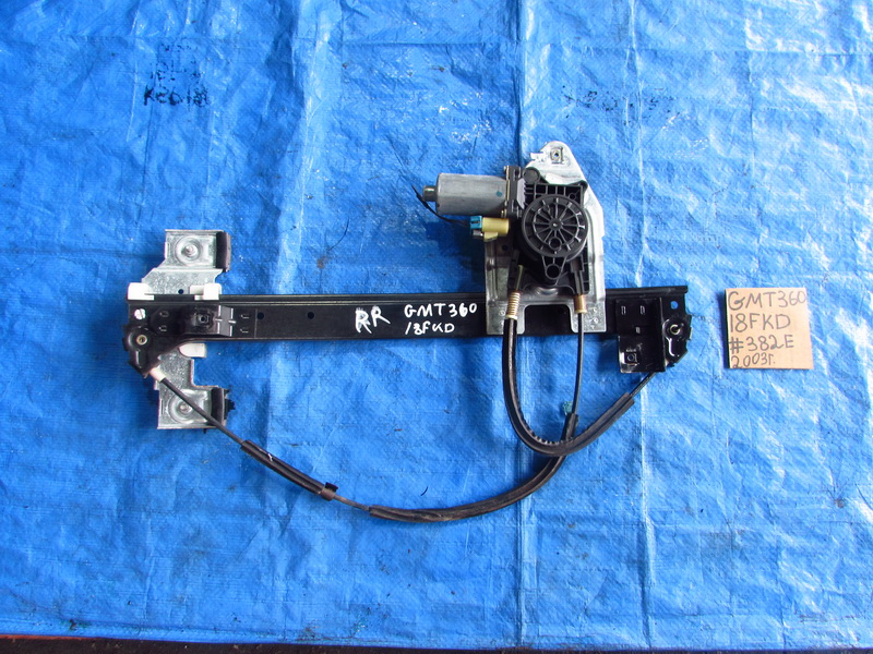 Стеклоподъемник Chevrolet Trailblazer