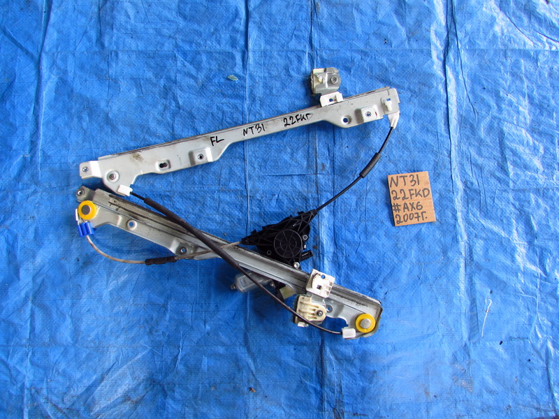 Стеклоподъемник Nissan X-Trail