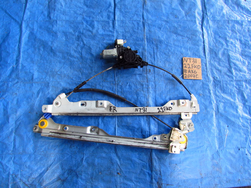 Стеклоподъемник Nissan X-Trail