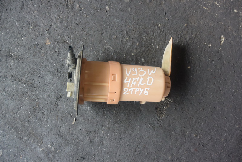 Топливный насос Mitsubishi Pajero V93W