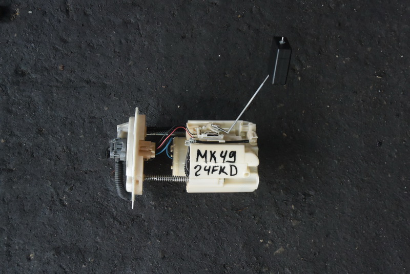 Топливный насос Jeep Compass MK49