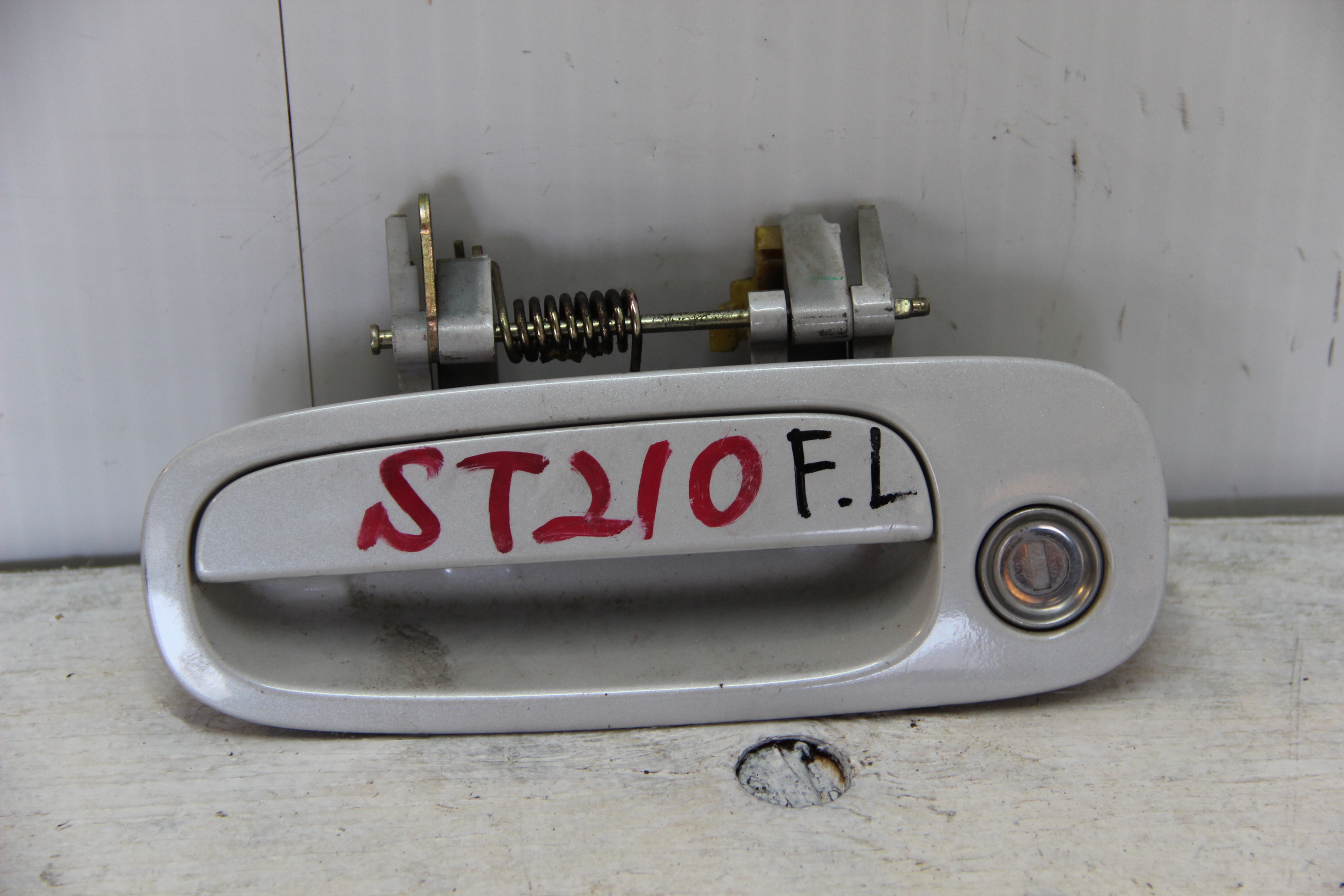 Ручка двери Toyota Corona Premio