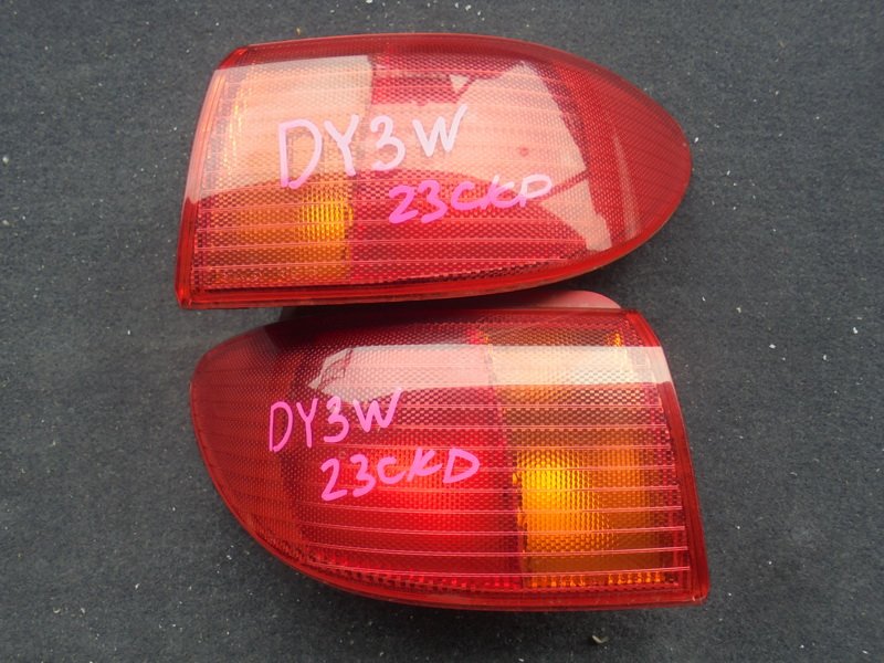 Стоп-сигнал Mazda Demio DY3W