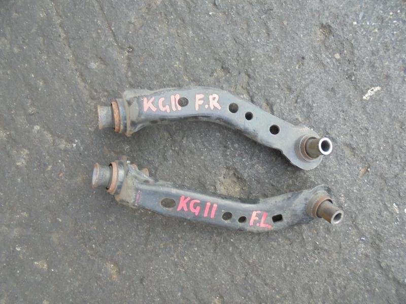 Рычаг Nissan Bluebird Sylphy