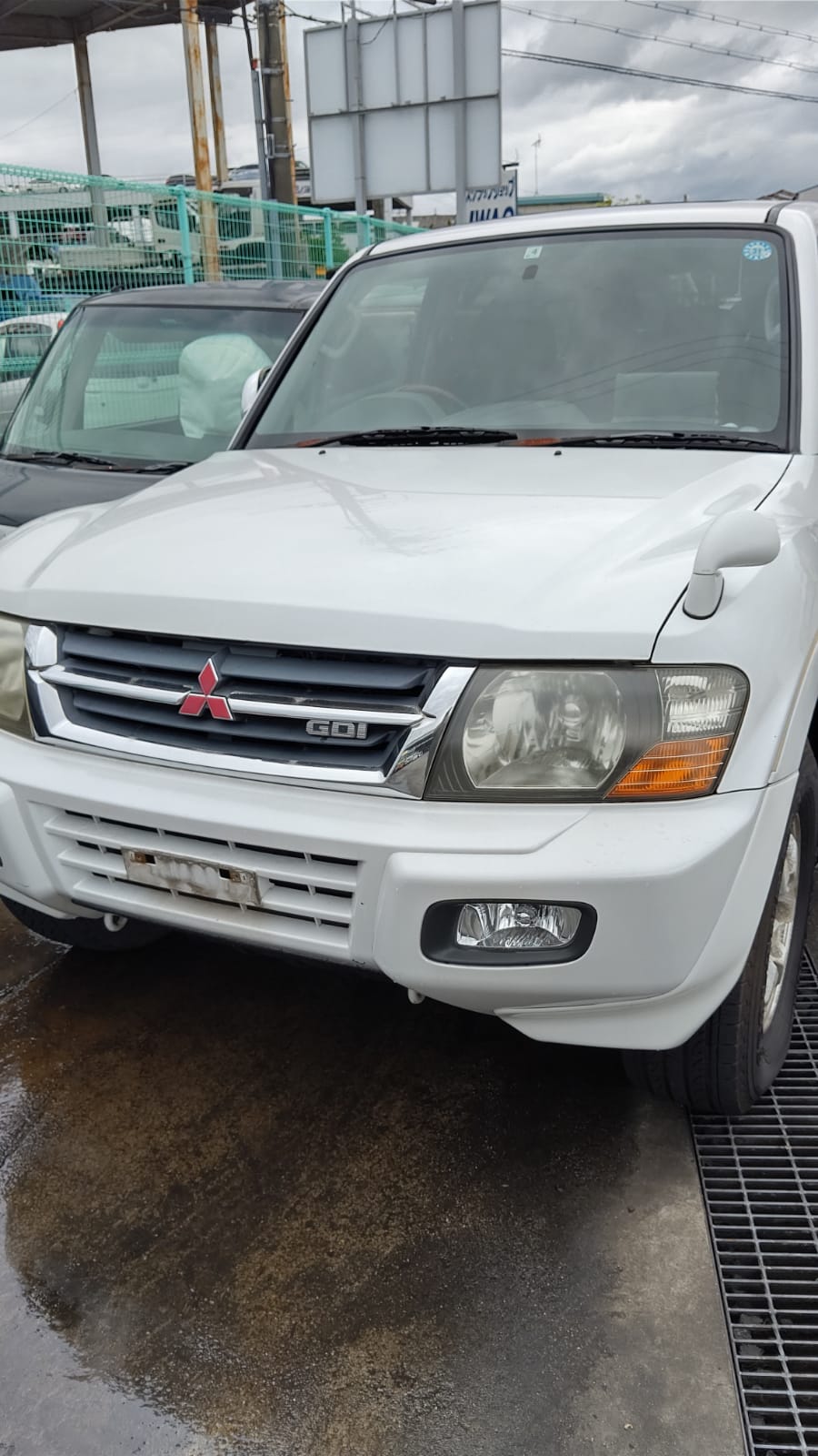 Mitsubishi Pajero V75W