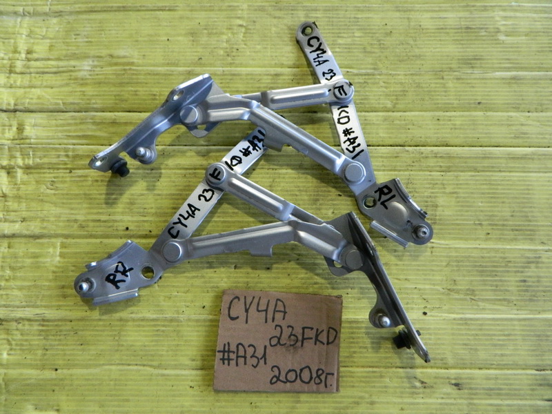 Петля крышки багажника Mitsubishi Lancer CY4A