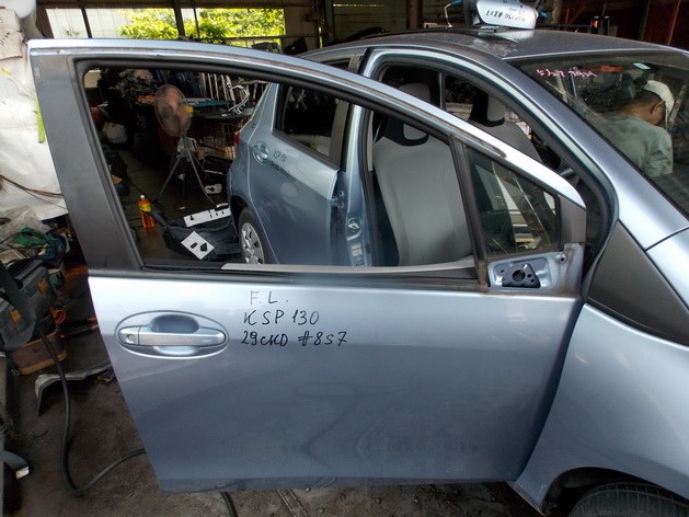 Дверь Toyota Vitz KSP130
