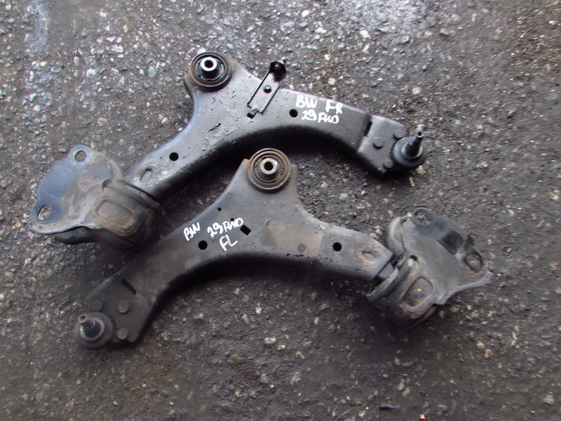 Рычаг Volvo V70 BW