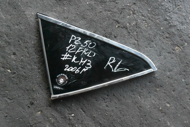 Форточка двери Nissan Murano PZ50