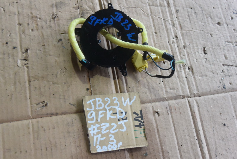 Шлейф подрулевой Suzuki Jimny JB23W