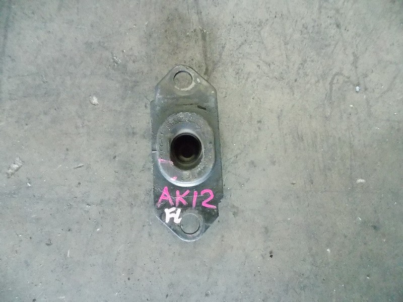 Подушка двигателя Nissan March