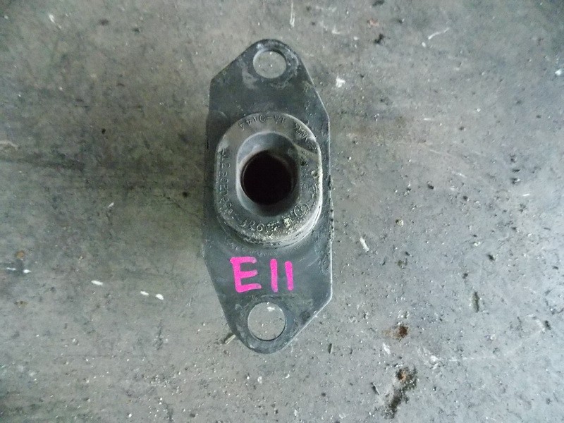 Подушка двигателя Nissan Note