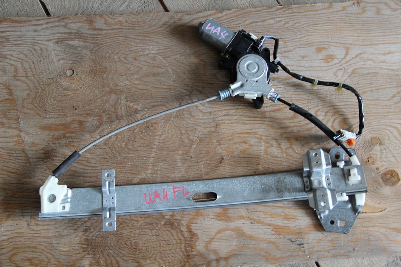 Стеклоподъемник Honda Saber UA4