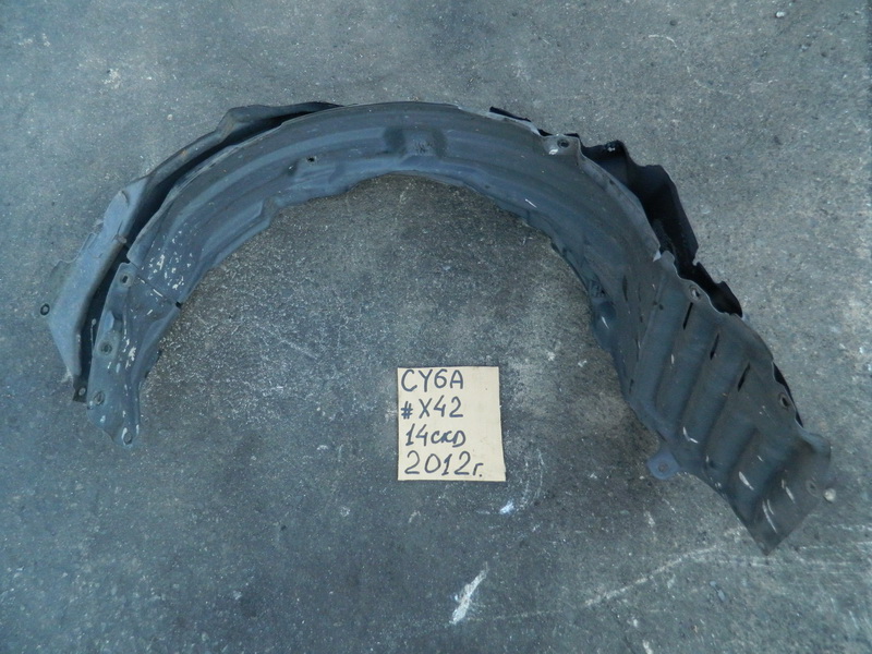 Подкрылок Mitsubishi Lancer CY6A