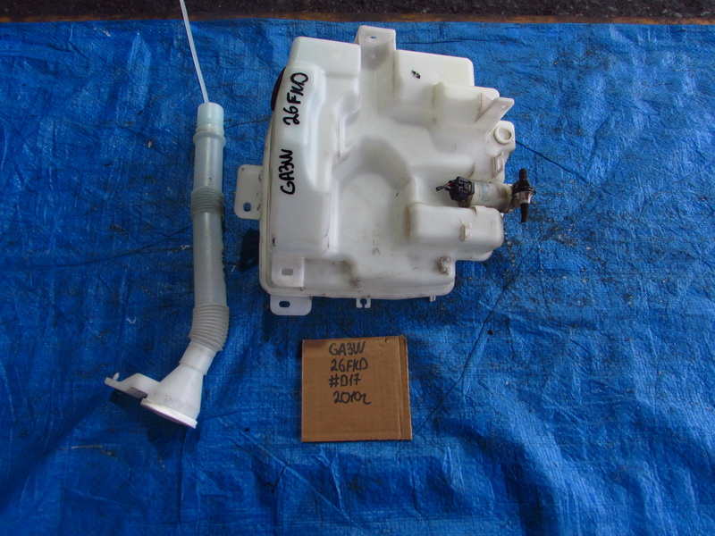 Бачок стеклоомывателя Mitsubishi Rvr