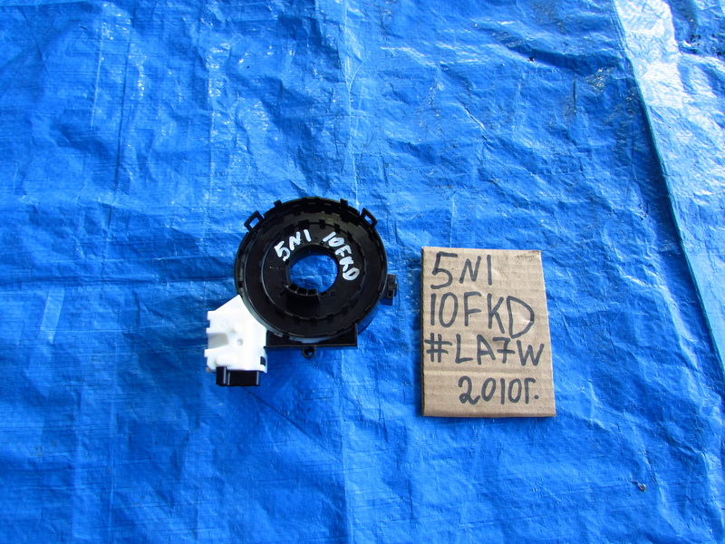 Шлейф подрулевой Volkswagen Tiguan 5N1