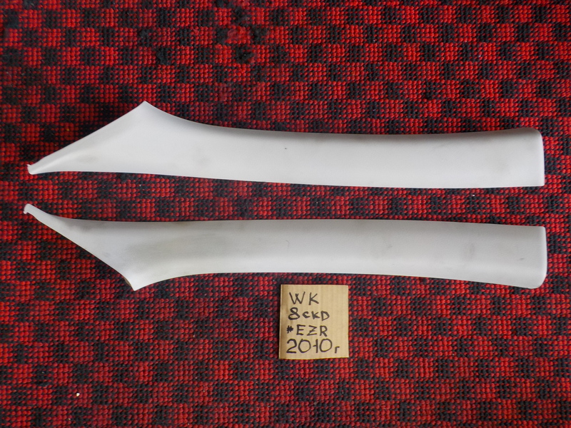 Накладка на стойку кузова Peugeot 207 WK