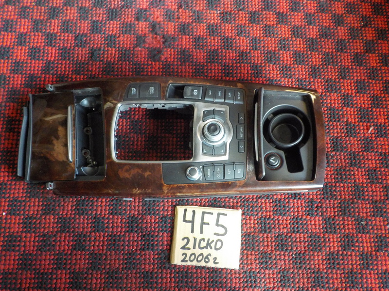 Консоль КПП Audi A6 4F5