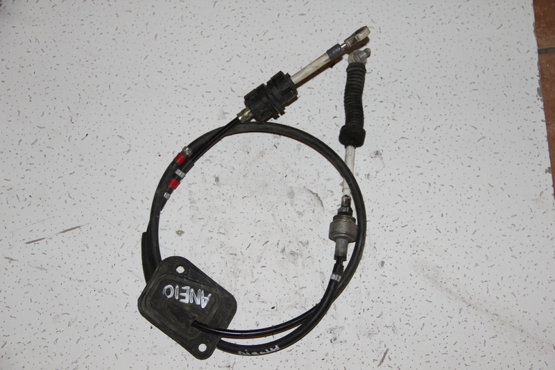 Трос коробки передач Toyota Wish ANE10