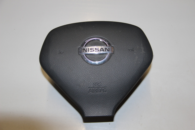 Airbag на руль Nissan Skyline V36